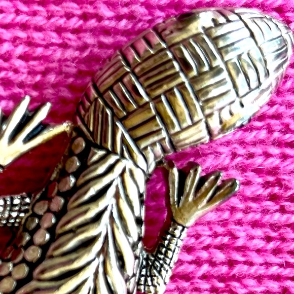 Vintage Silver Plated Salamander Brooch - Picture 2 of 11